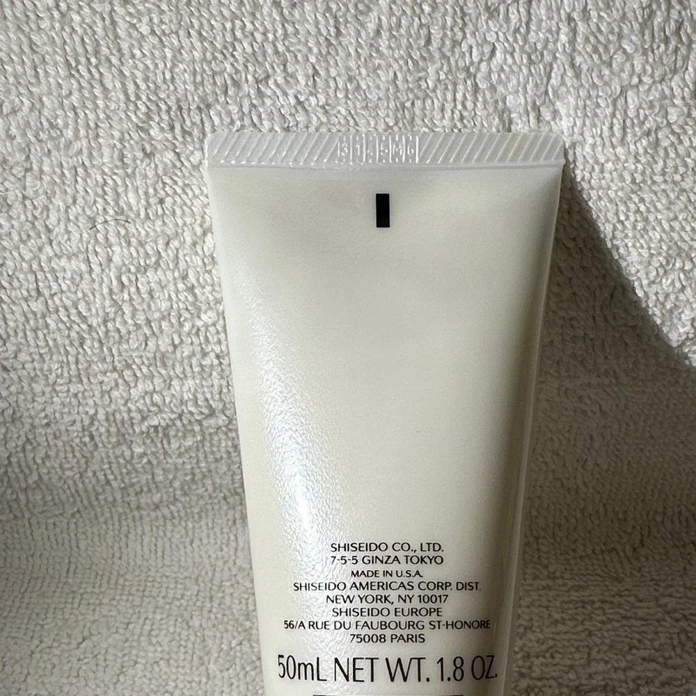NWT Shiseido Skincare Set - Picture 3 of 6